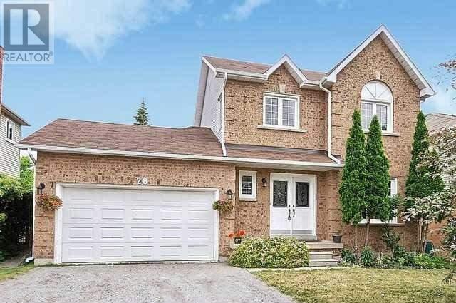 28 Wexford Dr Georgina  Great Home for sale!