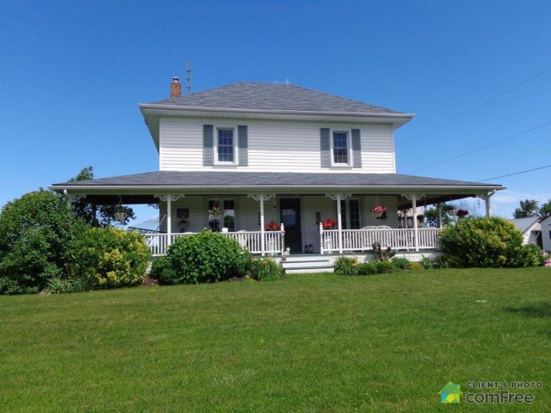 $569,900 - Acreage / Hobby Farm / Ranch for sale in Stirling