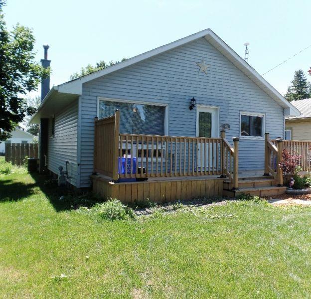 FULLY RENOVATED BUNGALOW- CARDINAL, ON