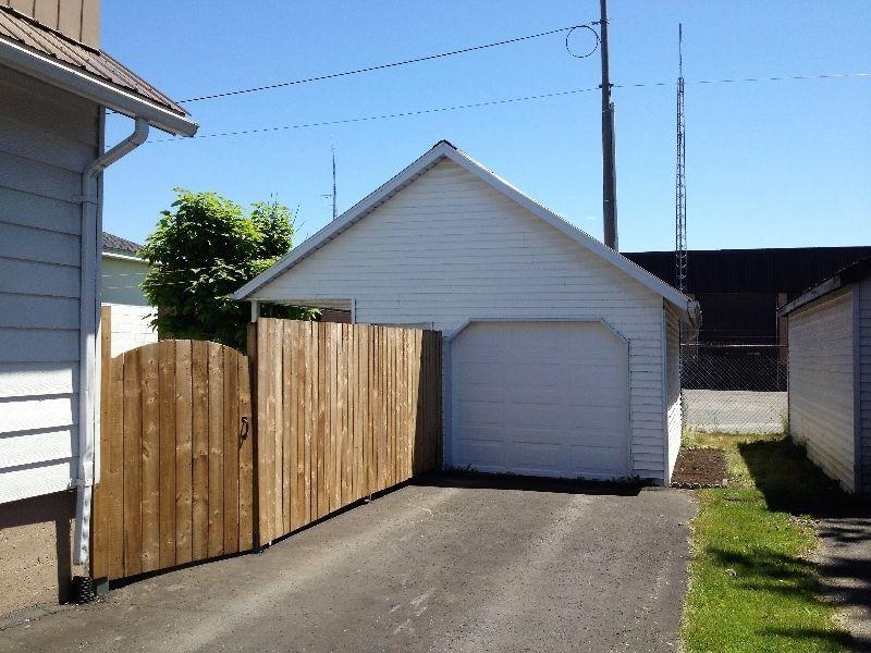 FULLY UPDATED 1 1/2 STOREY WITH DETACHED GARAGE