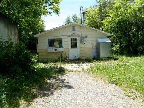 Homes for Sale in Sioux Lookout,  $79,000