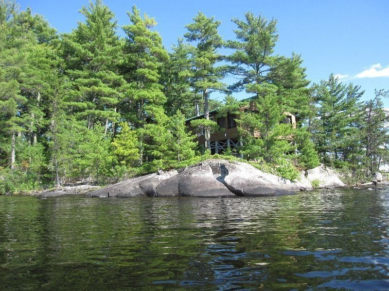 Private island & cabin on Rainy Lake Fort Frances