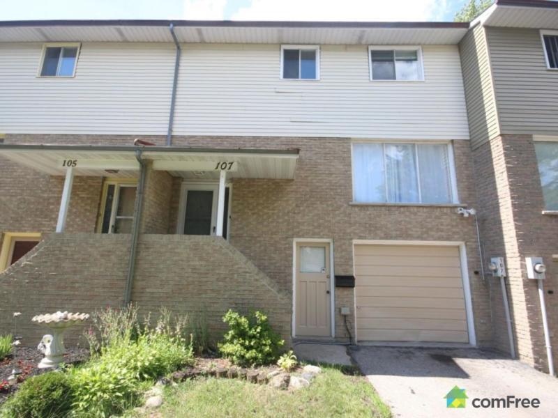 $237,900 - Townhouse for sale in Waterloo