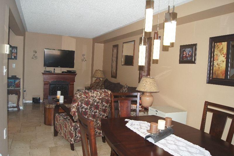 Beautiful Spacious Townhouse! A Must See!