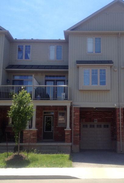 Beautiful townhome in Grimsby