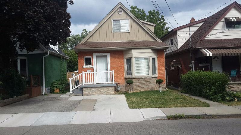 Lovely 3 Bedroom Home located on East Mountain for Rent