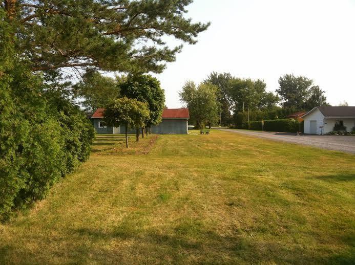 3.6 Acres with Deeded Access to St Lawrence, BAINSVILLE