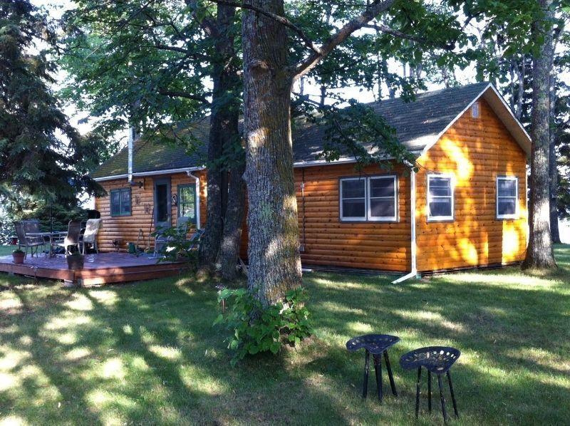 Lake of the Woods Cabin, Lobstick Bay, Souix Narrows