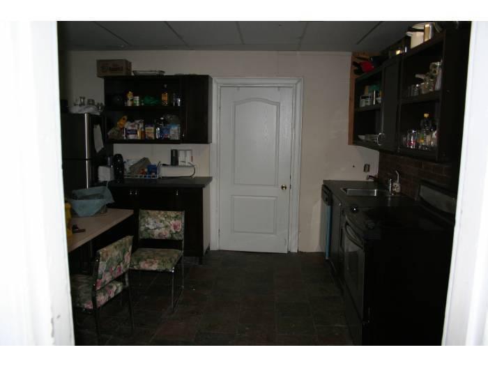 203 Colborne Street-Rent By Bed Option Available