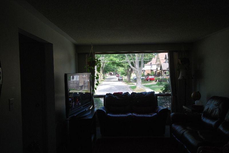 Old South (nr Wortley) 2 bedroom main floor of a house avail Oct