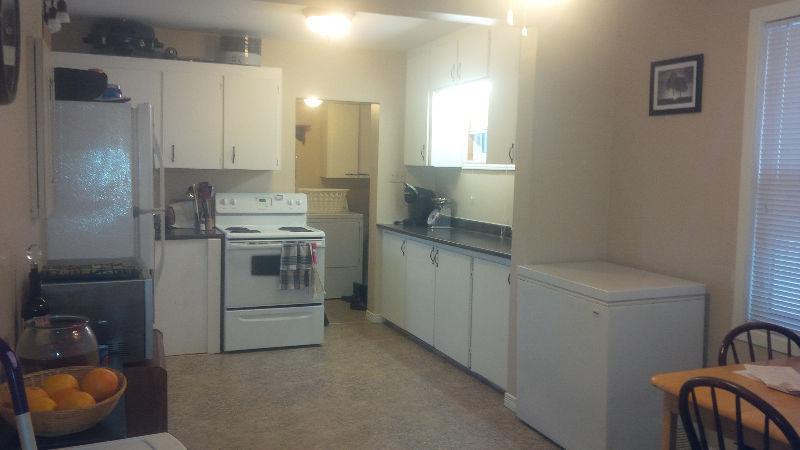 REDUCED!!! CENTRAL, INCLUSIVE, AUG 1, 2 BED, PET FRIENDLY