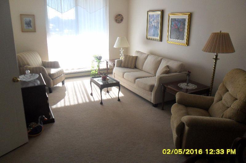 2 bedroom condo for rent in Alta Vista