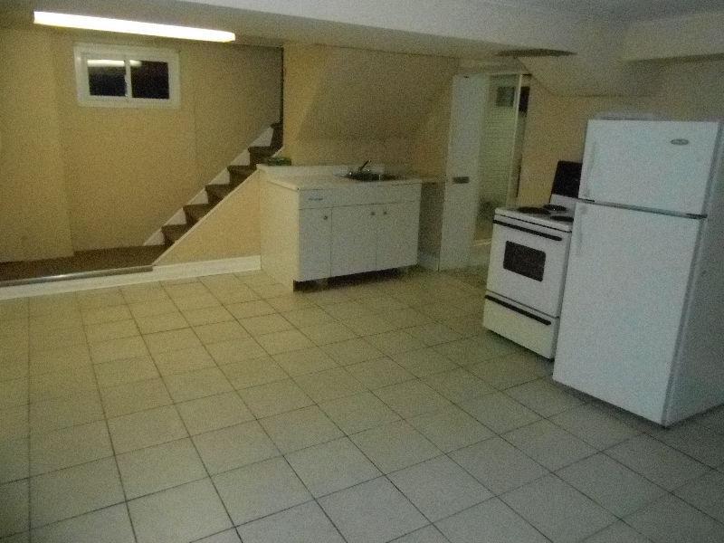 LARGE TWO BEDROOM APARTMENT