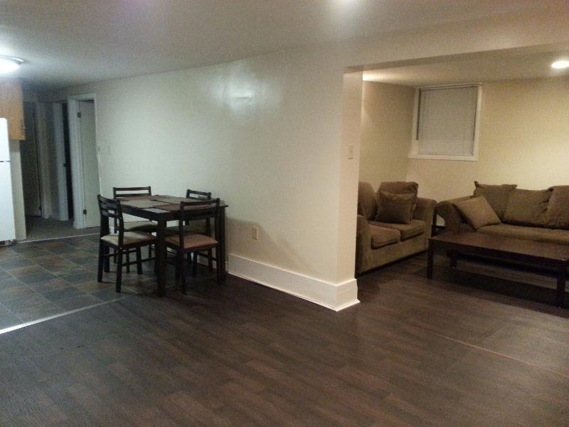 3 BR. 2 Blocks from UWO! Amazing location! All inclusive rent!