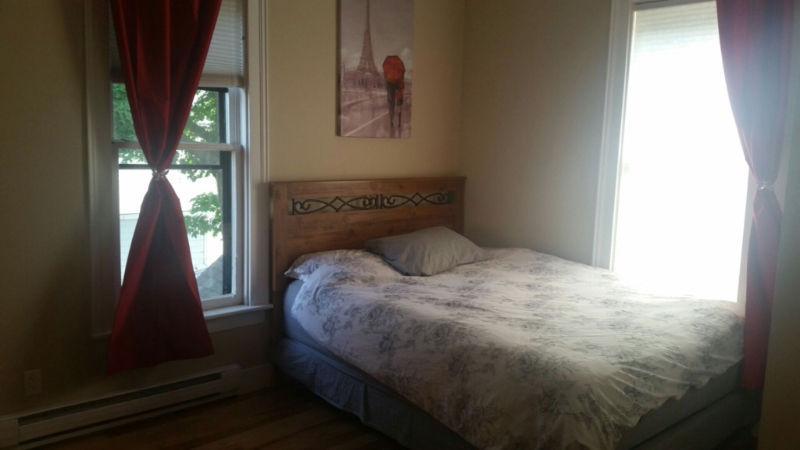 3 BDRM APARTMENT CENTRAL PORT ELGIN AVAILABLE SEPT 1