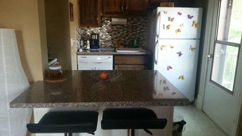 3 BDRM APARTMENT CENTRAL PORT ELGIN AVAILABLE SEPT 1