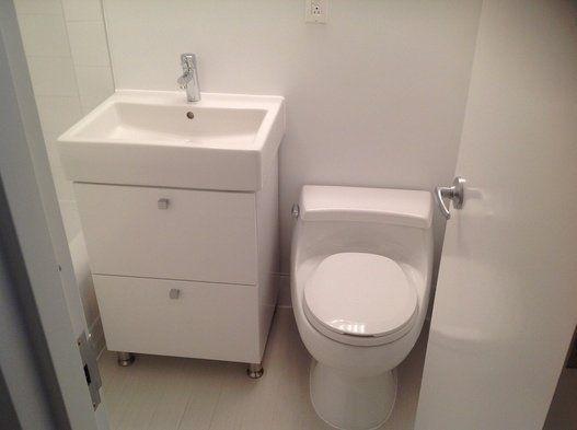 Bachelor suite near Montfort Hospital, 10 min drive to  U