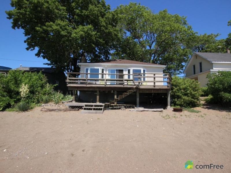 $369,000 - Bungalow for sale in