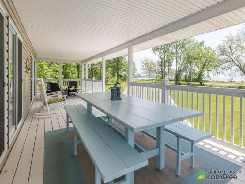 $397,000 - Cottage for sale in Pelee Island