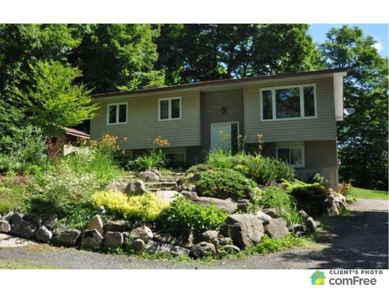 $297,500 - Raised Bungalow for sale in Bracebridge