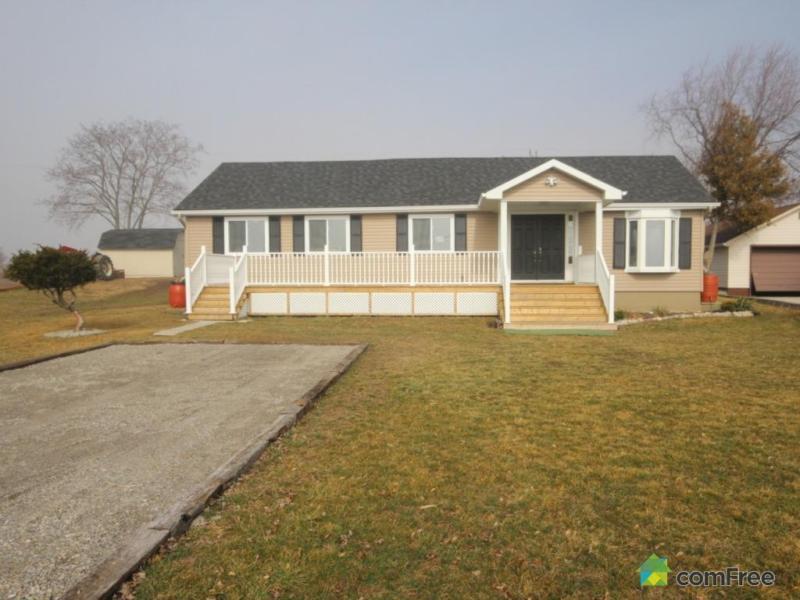 $359,000 - Country home for sale in Dunnville