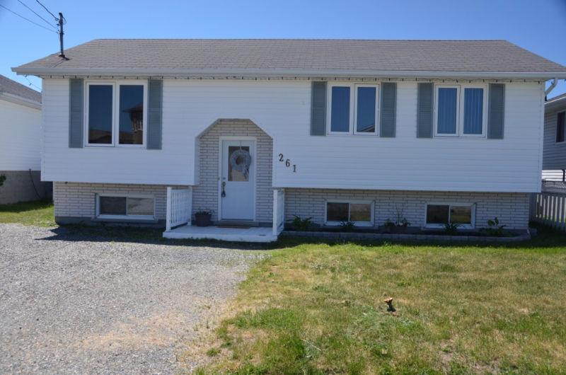 FABULOUS SPLIT ENTRY BUNGALOW