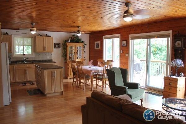 For Sale 1040 Bay Estates Road South Manitoulin Island, Sheguian