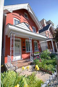 Luxurious 2 BDR Home in the Byward Market - $2,900/month ALL INC