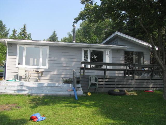 Furnished 2 bedroom home on Lake Superior