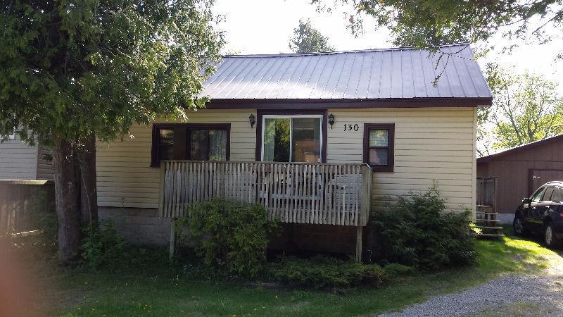Sauble Beach- 3 Beautiful 3 Bedroom Cottages-August BLOWOUT!!