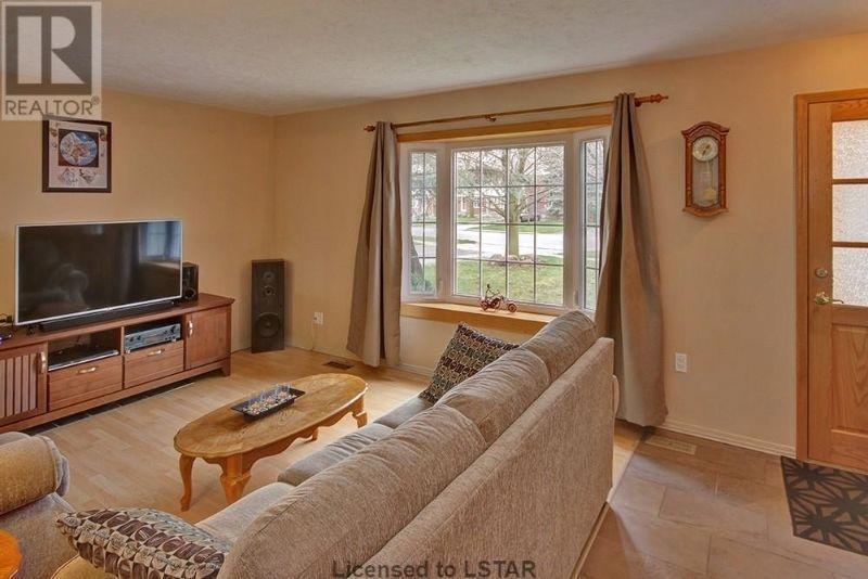 RM for Rent 1290 Sorrel Rd, Late July/Early August