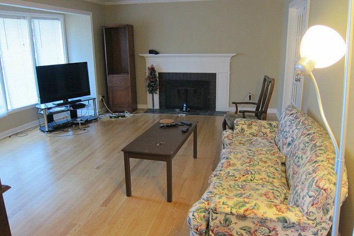 Furnished room near Bayshore, easy ride to AC,CU,OU,all incl