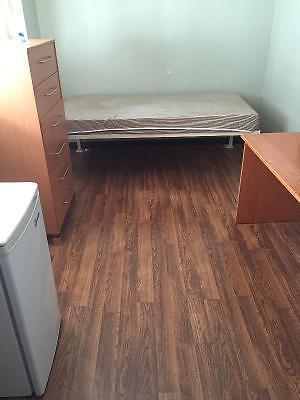 STUDENT ROOMS - FURNISHED - DOWNTOWN ST CATHARINES