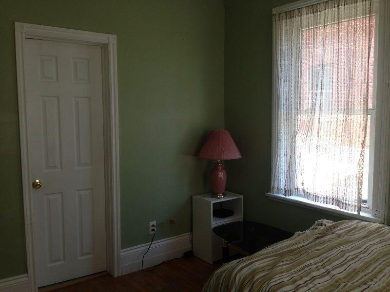 FURNISHED ROOMS FOR RENT IN COBOURG-1 YEAR LEASE
