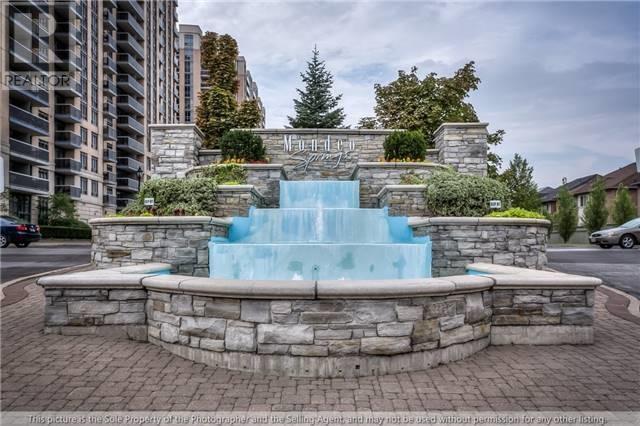1 Bedroom + Den Available-18 Mondeo Drive in Scarborough - $1475
