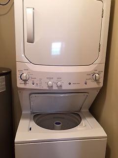 Fairly new 2BR apt with washer drier available in Sep1