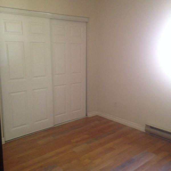 2 Bedroom Apartment $750 Plus on Assumption!