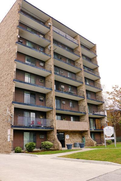 Sandwich Towne, Windsor inclusive 2 bedroom apartment for rent