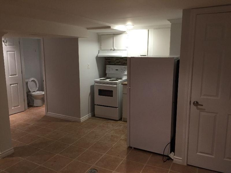 Near U of W Studio Apt. $600/mnth Including Utilities