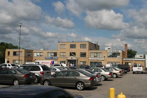 RETAIL/OFFICE/MEDICAL SPACE-BIRCHMOUNT,VICTORIA PARK,EGL/AVE.RD