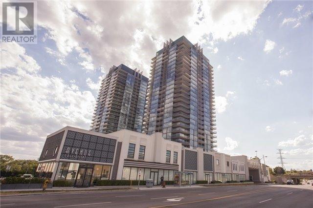 Luxury Condo,2+1Beds,2B, 90 PARK LAWN RD,Upgraded Appliances