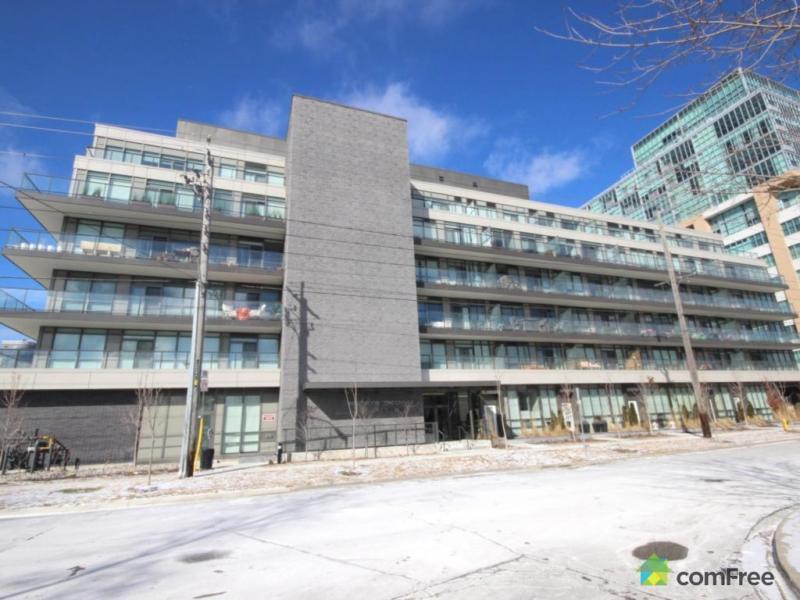 $469,000 - Condominium for sale in Toronto