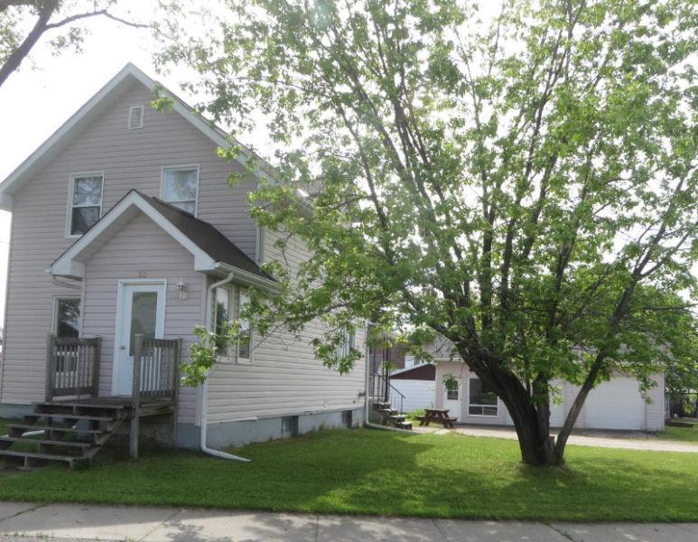 HOUSE FOR SALE BY OWNER
