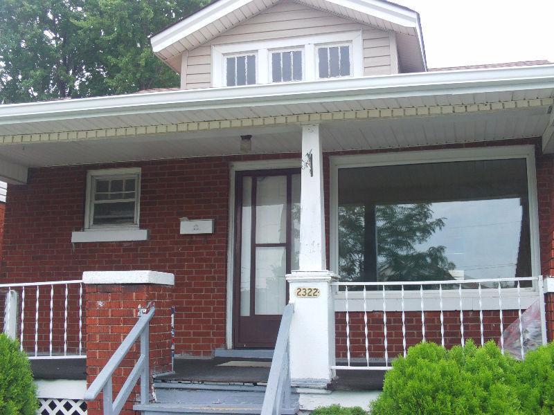 cozy bungalow on cul-de-sac