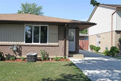Homes for Sale in Devonshire Heights, Windsor,  $139,900