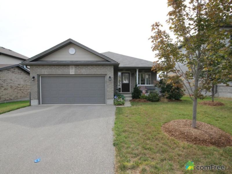 $319,900 - Bungalow for sale in Ingersoll