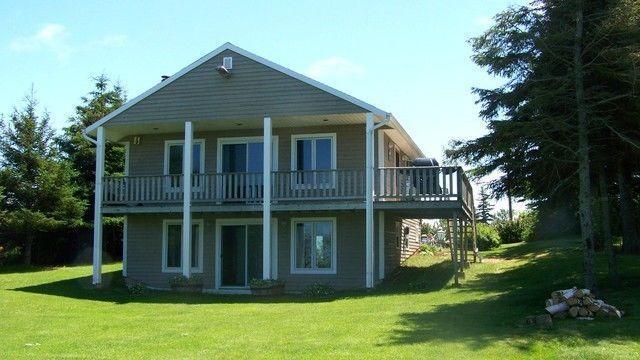 Waterfront Beach House for Weekly Winter Rental