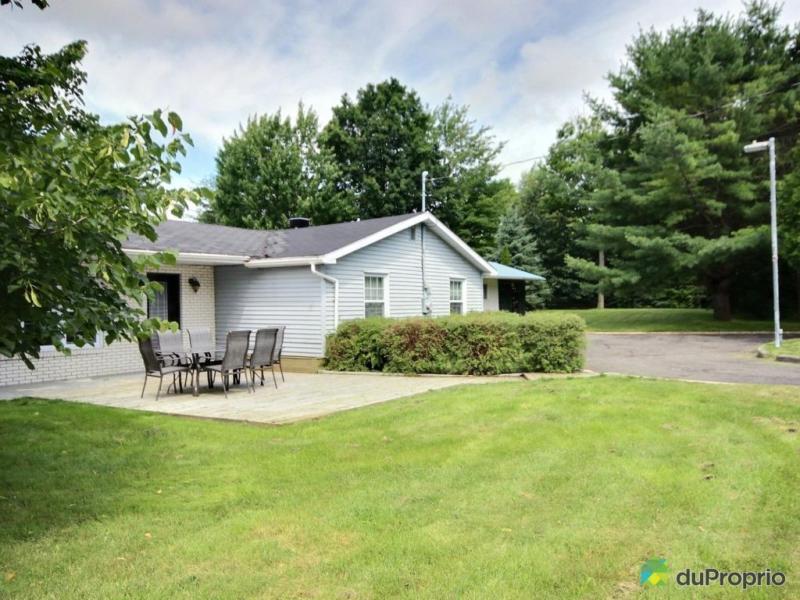 141 900$ - Bungalow à vendre à