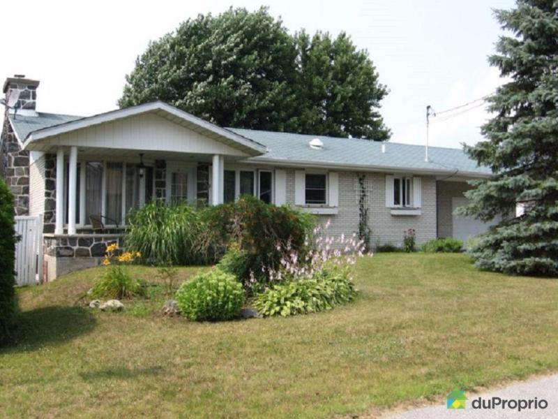 199 900$ - Bungalow à vendre à Wickham