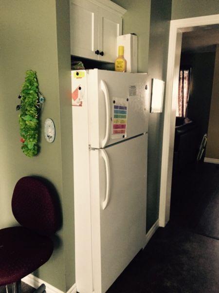 Female roommate needed ASAP/no damage deposit required/no pets